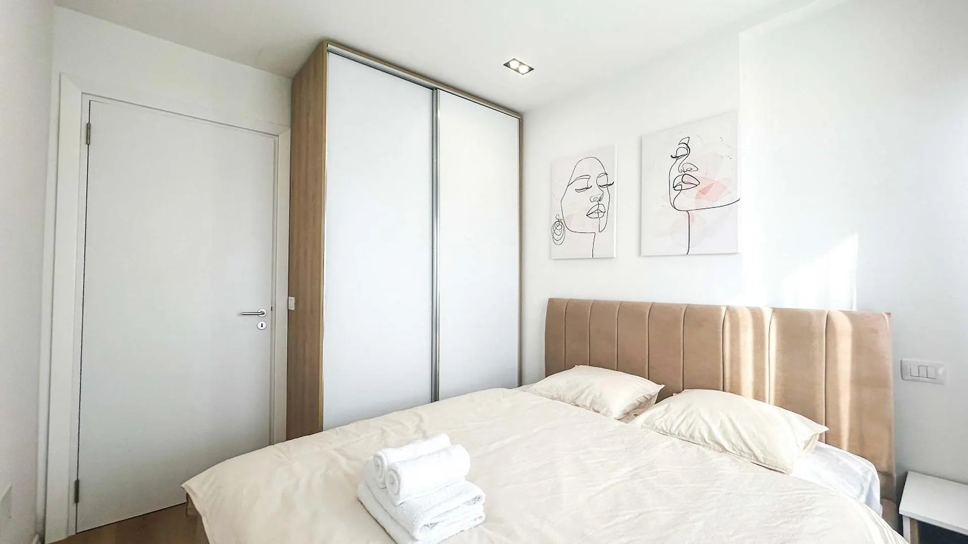 Apartmán Azure Heights 1108 Golem  Golem (Tirana)